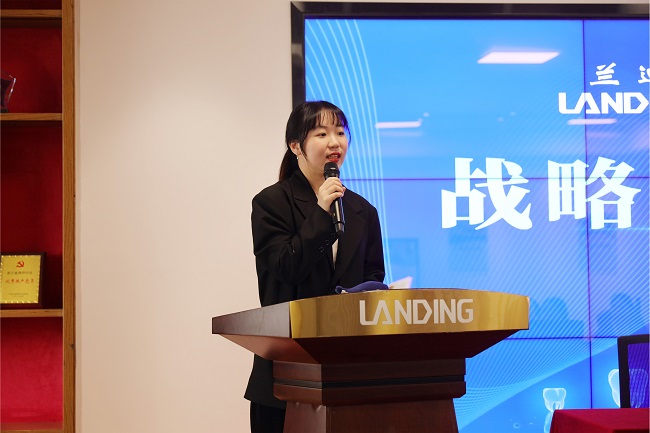 IMG_7979.JPG IMG_7979.JPG